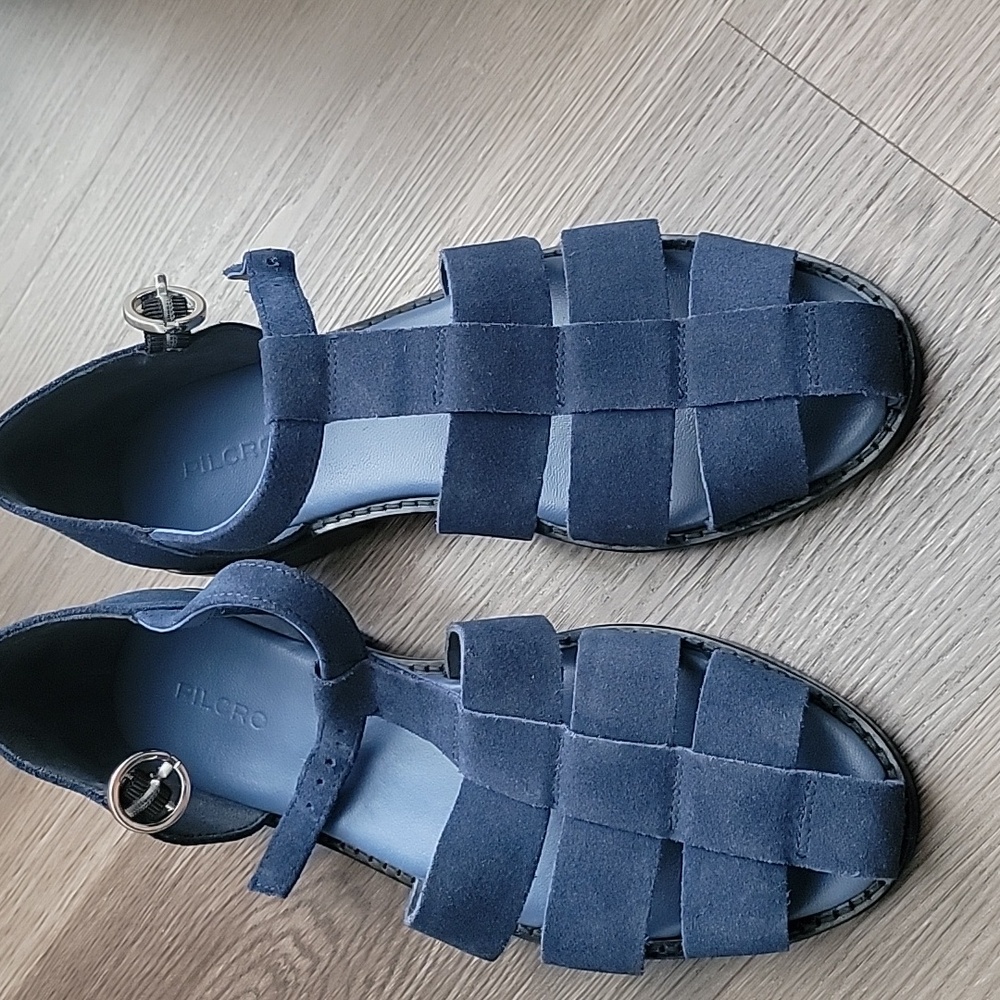 Fisherman Sandals by Pilcro - Picture 7 of 11